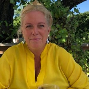 Meet your Posher, Pam